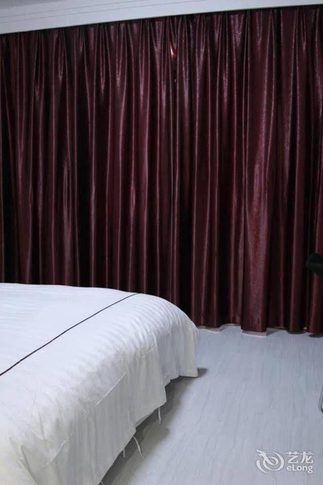 Huzhou Youyou Holiday Hotel 南浔 外观 照片